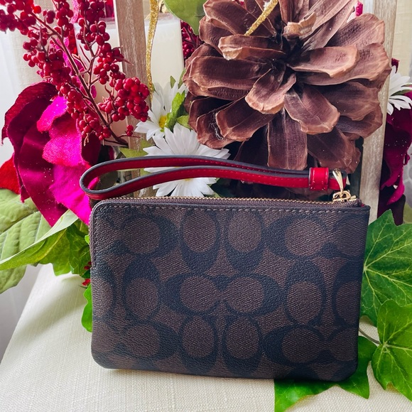NWT Coach Corner Zip Wristlet Signature Canvas Brown wristlet - Picture 5 of 5